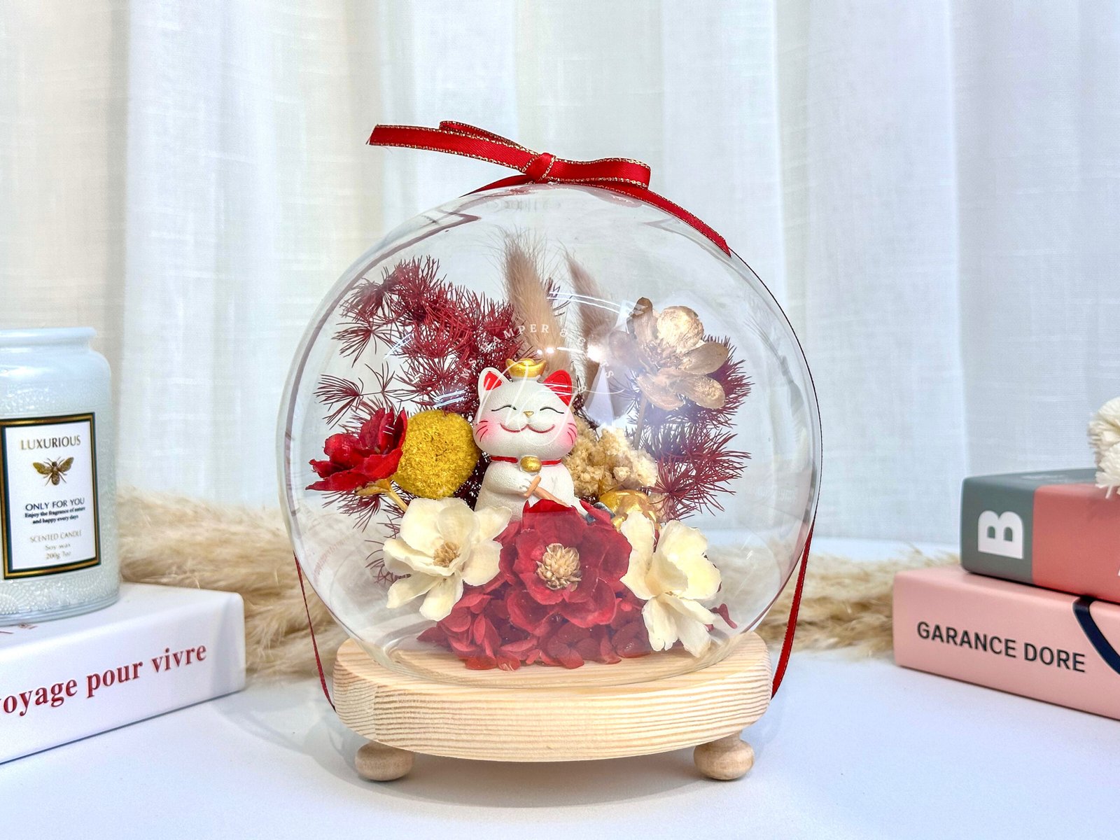 Lumi Fortune Cat Preserved Flower Dome 璐米招财永生花福罩