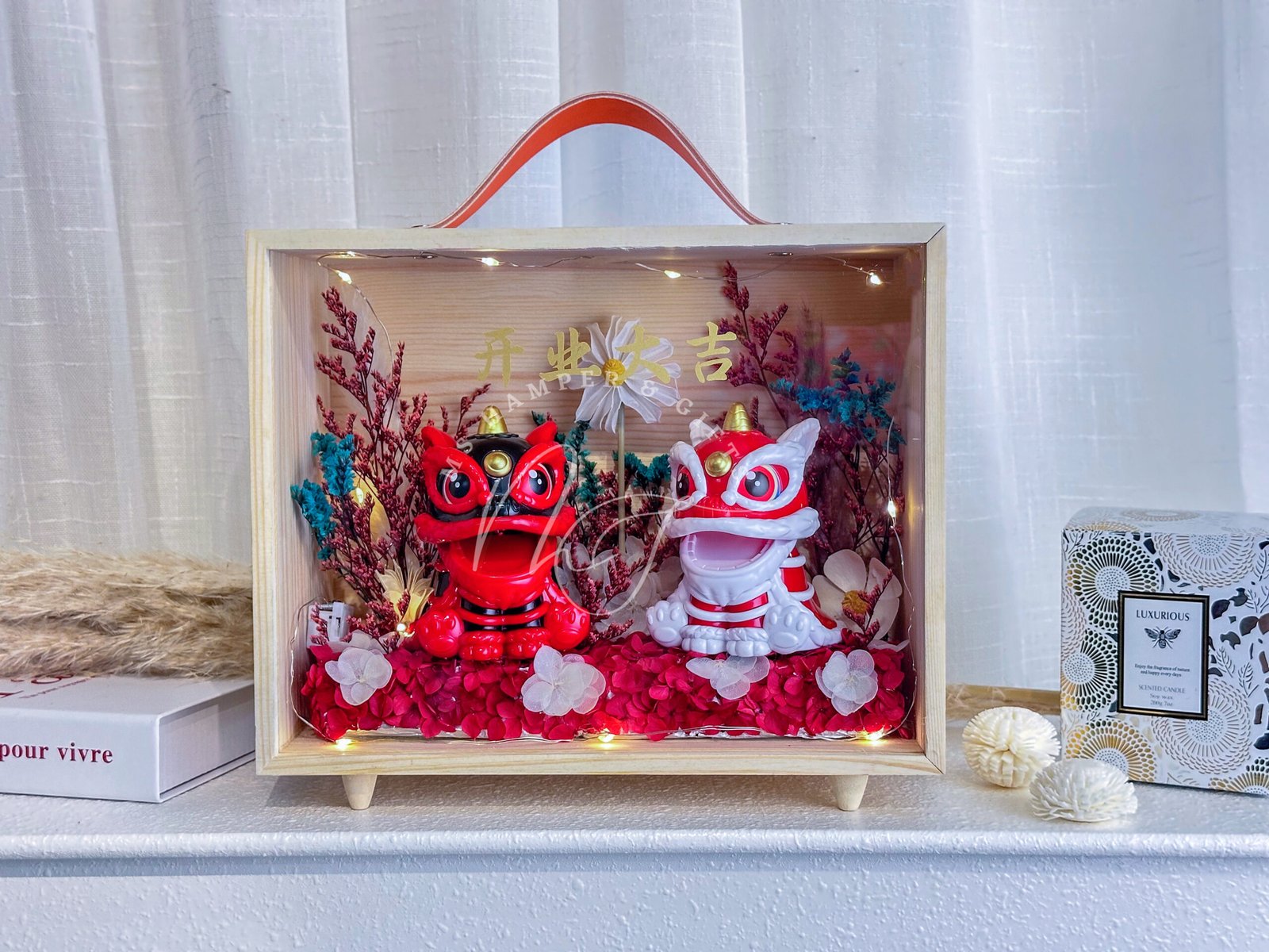Twin Lions of Bloom Preserved Flower Gift Box 绽瑞双狮永生花礼盒